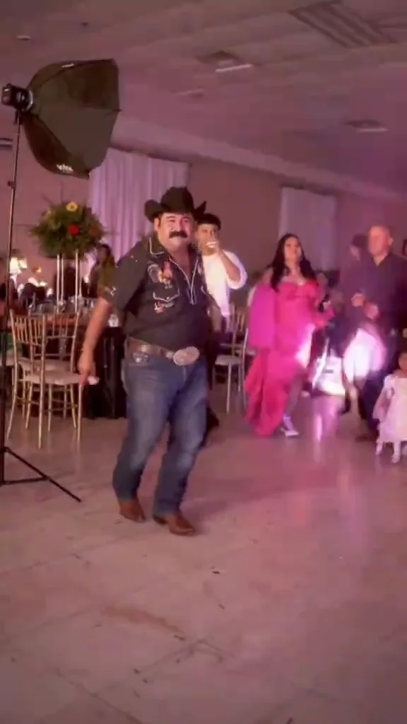 Dance-template preview with a cowboy-hat dancer at a party
